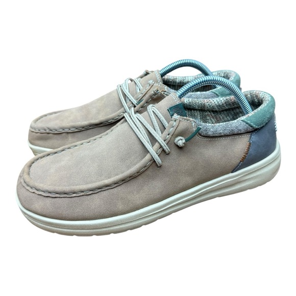 Hey Dude Wally Men size 10 classic slip on Loafers Tan Stretch Fabric - Picture 1 of 7